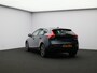Volvo V40 2.0 T2 Nordic+ / Cruise Control / Standkachel / Stoelverwarming / Parkeersensoren achter / Navigatie / On Call / Verwarmbare voorruit /