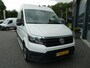 Volkswagen Crafter 35 2.0 TDI 180 pk L3H3 ( L2H2) airco, apple carplay ,camera ,trekhaak