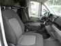 Volkswagen Crafter 35 2.0 TDI 180 pk L3H3 ( L2H2) airco, apple carplay ,camera ,trekhaak