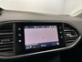 Peugeot 308 SW 1.2 PureTech Blue Lease Premium PANO TREKHAAK