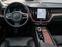 Volvo XC60 2.0 T6 350pk Plug-in hybrid AWD Ultimate Dark Navigatie / 20 inch / Camera / Pano-dak