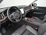 Volvo XC60 2.0 T6 350pk Plug-in hybrid AWD Ultimate Dark Navigatie / 20 inch / Camera / Pano-dak