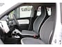 Renault Twingo Z.E. R80 E-Tech Equilibre 22 kWh , Automaat, Clima, Cruise, PDC, Apple Carplay, Bluetooth, All Season, Stoelverwarming