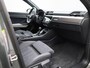 Audi Q3 35 TFSI S edition | 19'' LM velgen | Ambianceverlichting | Verwarmde voorstoelen | Camera | Apple Carplay / Android Auto | Assistentie pakket |