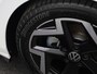 Volkswagen Golf 1.5eTSI/150PK R-Line Blackstyle DSG · NIEUW MODEL · Panoramadak · Camera + Parkeersensoren · Stoel- & stuurverwarming · Garantie tot november 2026