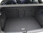 Volkswagen Golf 1.5eTSI/150PK R-Line Blackstyle DSG · NIEUW MODEL · Panoramadak · Camera + Parkeersensoren · Stoel- & stuurverwarming · Garantie tot november 2026