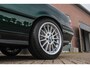 BMW 3-Serie Cabrio 320i E36 Executive | NL auto | M sport-onderstel | 6 cilinder | Stoelverwarming | 17 inch | Sportstoelen | Sportstuur | Climate control | Cruise control | Elektr kap