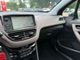 Peugeot 2008 1.6 VTi Féline | Navi | Panorama dak | Climate | Trekhaak |