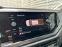 Volkswagen Polo 1.0 TSI Highline / Navigatie / App connect / Climate controle / Parkeersensoren V+A / Lichtmetaal 16 inch / **