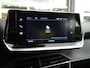 Peugeot 2008 1.2 PureTech Active Pack | Navigatie | Parkeersensoren achter | Cruise control | Climate control | Lage km.stand | Lichtmetalen velgen | Regensensor