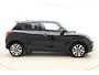 Suzuki Swift 1.0 Stijl Smart Hybrid 111pk | Navigatie | Adaptive Cruise Control | Climate Control | Camera | Achterspoiler | Stoelverwarming | Lichtmetalen Velgen