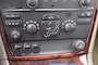 Volvo XC70 2.5 T MOMENTUM / AIRCO / CRUISE CONTROL / TREKHAAK