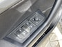 Volkswagen T-Roc 1.0 TSI 110PK Life Edition / Achteruitrijcamera / App Connect / Getint Glas / 17'' LMV / VW