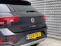 Volkswagen T-Roc 1.0 TSI 110PK Life Edition / Achteruitrijcamera / App Connect / Getint Glas / 17'' LMV / VW