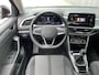 Volkswagen T-Roc 1.0 TSI 110PK Life Edition / Achteruitrijcamera / App Connect / Getint Glas / 17'' LMV / VW