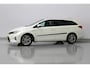 Toyota Auris Touring Sports 1.8 Hybrid Lease Exclusive, AUTOMAAT | DEELS LEER | PANORAMADAK | TREKHAAK | STOELVERWARMING