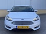 Ford Focus 1.0 125PK Automaat Titanium Wagon Trekhaak, navigatie, winterpakket, privacy glass