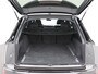 Audi Q7 55 TFSi e 380 Pk quattro S-Line | Trekhaak | Adaptive Cruise | Panoramadak | B&O | Elektrische Stoelen | Stoel & Stuur Verwarming | Parkeersensoren | Volgsysteem | Full LED | 22 Inch | 40.553 Km!!