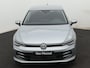 Volkswagen Golf 1.5 TSI Life Edition 116 PK | Apple Carplay | 18" Lichtmetalen velgen | Climate control | Parkeersensoren | Getinte ruiten | Keyless access |