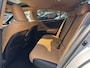 Lexus ES 300h Business Line NWE MODEL BLIND SPOT STUURVERW STOELVERW SCHUIF/KANTELDAK PARK-SENSOREN APPLE CARPLAY/ ANDROID AUTO