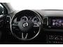 Skoda Karoq 1.5 TSI ACT Style Business (PANORAMADAK, CRUISE ADAPTIEF, PARKEERSENSOREN, STOELVERWARMING, NAVIGATIE, AUTOMAAT)