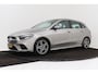 Mercedes-Benz B-klasse 180 Business Solution AMG | 22000 KM | Org NL | Trekhaak | Camera