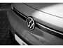 Volkswagen ID.4 Pro Limited Edition | 'App-Connect' draadloze smartphone integratie | Achterbank in ongelijke delen neerklapbaar incl. middenarmsteun en doorlaadmogelijkheid | Achterklep elektrisch bedienbaar incl. sensorgestuurde opening 'Easy Open'