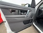 Land Rover Discovery Sport P300e 1.5 PHEV / Elektrische Trekhaak / Leder / 360 Camera / Navigatie / Zwarte LM 20 Inch / All Season