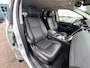 Land Rover Discovery Sport P300e 1.5 PHEV / Elektrische Trekhaak / Leder / 360 Camera / Navigatie / Zwarte LM 20 Inch / All Season