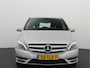 Mercedes-Benz B-klasse 180 Ambition AUTOMAAT / XENON / LEDER / ZWARTE HEMEL / NAVI / AIRCO / PDC / CRUISE / NL-AUTO