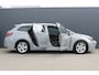 Toyota Corolla Touring Sports 1.8 Hybrid Business | Incl. 12 maanden garantie | Dealer onderhouden | Afneembare trekhaak | Cruise control | Achteruitrijcamera | Airco | Climate control | Lichtmetalen velgen | Bluetooth