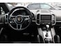 Porsche Cayenne 3.0 S E-Hybrid / Panoramadak / Camera / Luchtvering / 21'' / Leder / Keyless / Navigatie / Stoelverwarming / Cruise Control