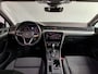 Volkswagen Passat Variant 1.5 TSI Comfort Business DSG-AUTOMAAT uit 2020 Rijklaar + 12 maanden Bovag-garantie Henk Jongen Auto's in Helmond,  al 50 jaar service zoals 't hoort!