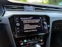 Volkswagen Passat Variant Business 1.5 TSI 150 pk - Automaat - winterpack - trekhaak - LED