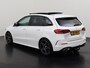 Mercedes-Benz B-klasse 180 AMG Business Solution | Trekhaak | Panoramadak | Stoelverwarming | Zondag Open!