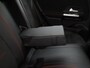 Mercedes-Benz B-klasse 180 AMG Business Solution | Trekhaak | Panoramadak | Stoelverwarming | Zondag Open!