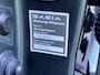 Dacia Duster 1.6 Hybrid 140 Extreme Automaat / Weinig km / Navigatie / Camera 360° / Apple Carplay Android / Dode hoek detectie /