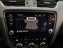 Skoda Octavia Combi 1.0 TSI Greentech Ambition Business Airco ECC | Trekhaak | Stoelverwarming | Navigatie | NAP | Cruise Control | Isofix | Parkeersensoren