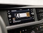 Volkswagen Transporter Kombi 2.0 TDI L1H1 Comfortline 9 Persoons (APPLE CARPLAY, TREKHAAK, PARKEERSENSOREN, GETINT GLAS, ELEK RAMEN, NIEUWE APK, NIEUWSTAAT)