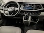 Volkswagen Transporter Kombi 2.0 TDI L1H1 Comfortline 9 Persoons (APPLE CARPLAY, TREKHAAK, PARKEERSENSOREN, GETINT GLAS, ELEK RAMEN, NIEUWE APK, NIEUWSTAAT)