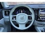 Volvo XC60 T6 Plug-in hybrid AWD Plus Dark | Trekhaak Semi-Elektrisch | Panoramisch Schuif-/kanteldak | Verwarmbare Voorstoelen | All-Season Banden | Adaptieve Cruise Control | Apple Carplay/ Android Auto | Pre-Conditionering | 360 Graden Camera