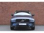 Volvo XC60 T6 Plug-in hybrid AWD Plus Dark | Trekhaak Semi-Elektrisch | Panoramadak met schuif-/kantelfunctie | Verwarmbare Voorstoelen | Verwarmbare voorruit | All-Season Banden | Adaptieve Cruise Control | Apple Carplay/ Android Auto | 360 Graden Camera