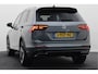 Volkswagen Tiguan Allspace 1.5 TSI DSG Highline R-Line Virtual Cockpit, ACC, Verwarmde Voorruit, Camera, Apple Carplay, LED, 19''