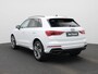 Audi Q3 35 TFSI S edition Competition | Automaat | S-line | Optiek zwart | Trekhaak | 19 Inch Velgen | Stoelverwarming | Airco | cruise control |