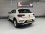 Volkswagen T-Roc 1.5 TSI STYLE/IQ DRIVE/IQ LIGHT/PDC/CAM/KEY-LESS/ENZ