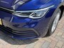 Volkswagen Golf 1.0 TSI Life / TREKHAAK/ ADAPT. CRUISE/ APP-CONNECT/ PARK. SENSOREN/ 16" LMV/ LED/ CLIMA/ DAB