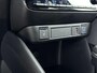 Toyota Yaris 1.5 Hybrid Executive | Dodehoek | Head-Up Display | Stoelverwarming | Apple Carplay / Android Auto | Parkeersensoren | Bi-tone