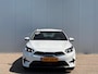 Kia Ceed Sw 1.5 T-GDi 140pk DynamicLine | Lane Keeping | Cruise | Camera | Carplay | DAB | Navi |