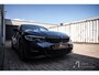 BMW 3-Serie 320i High Executive Edition 20 inch, schuifdak, headup, Harman kardon, Laser, comfort acces,