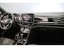 Volkswagen T-Roc R-Line Edition 1.5 TSI 150pk DSG Automaat Trekhaak, Panoramadak, Black Style, LED matrix koplampen, Adaptive cruise control, Beats audio, Achteruitrijcamera